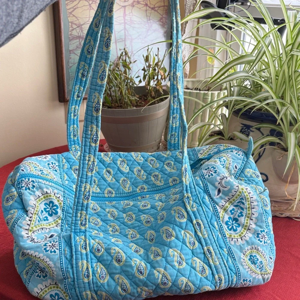 Vera Bradley Turquoise Paisley Shoulder Bag - Picture 1 of 4